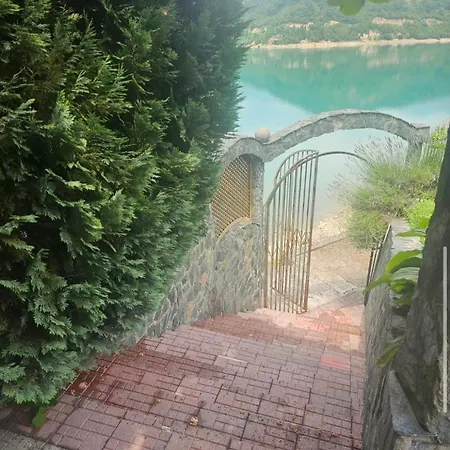 Vikendica Plavi Mir Holiday home Konjic